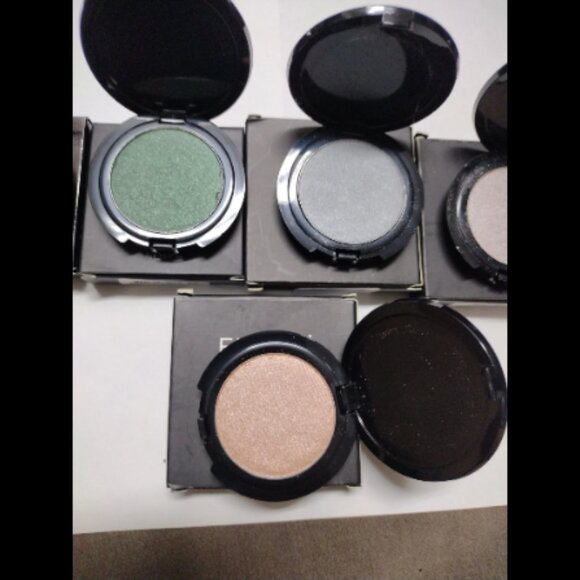 FARMASI -eyeshadow bundle lot of 5 - Picture 2 of 4